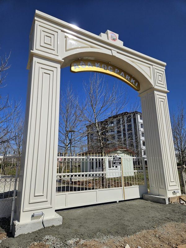 Topraksan Ağakoç Parkı Giriş Kapısı (2)